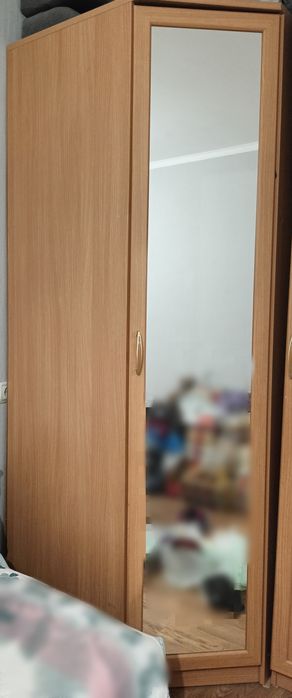 Продам шкаф для одежды, угловой