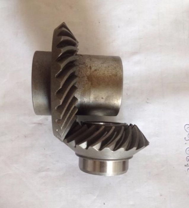 Pinioane cositoare elicoidale z21 z27 potingher deutz