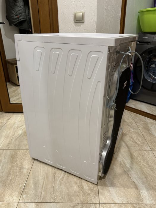 Сушилня Heinner HCD-V804B 8 кг, кондензационна, 15 програми