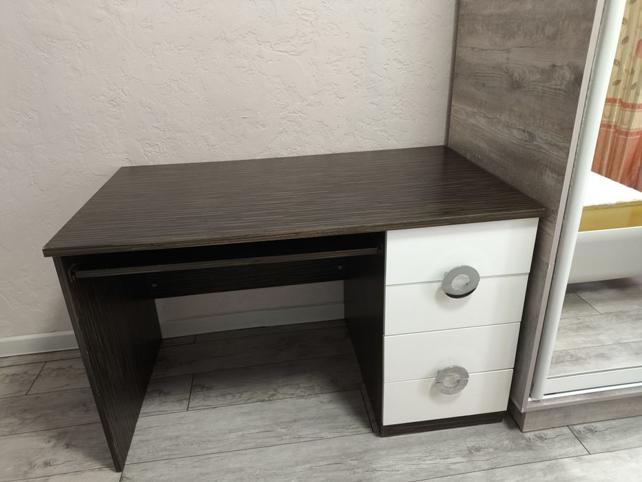 Продам Тумбу Беларуский материал