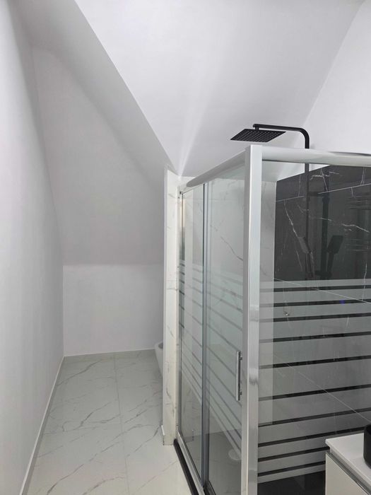 Vilă interbelică restaurată integral – proprietate rară Sinaia centru