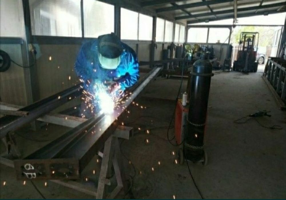 Vand hala pe structura metalică de 28×15×5