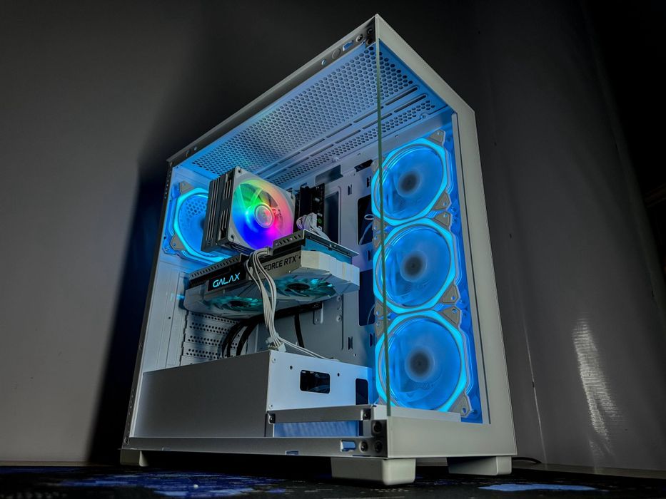 I5 14-AVLOD OR RANGDA kuchli to'plam komputer sotiladi