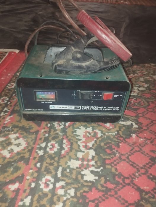 Зарядная устройства почти новый мало пользовались