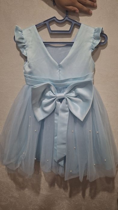 Платье для девочек  на 4-5 лет