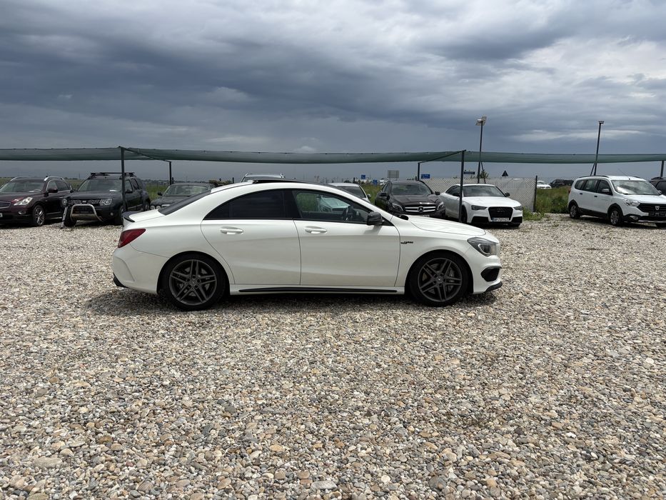 Mercedes Cla 45 Amg,4-Matic,Trapa,Harman Kardon