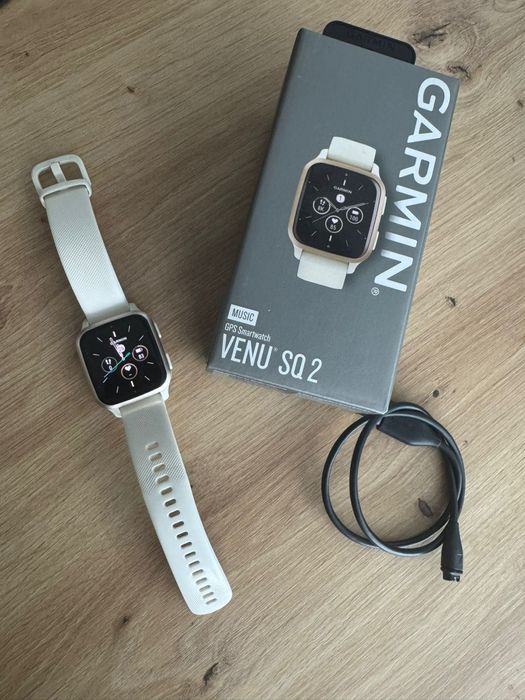 Vând Garmin Venu SQ2 Music Edition