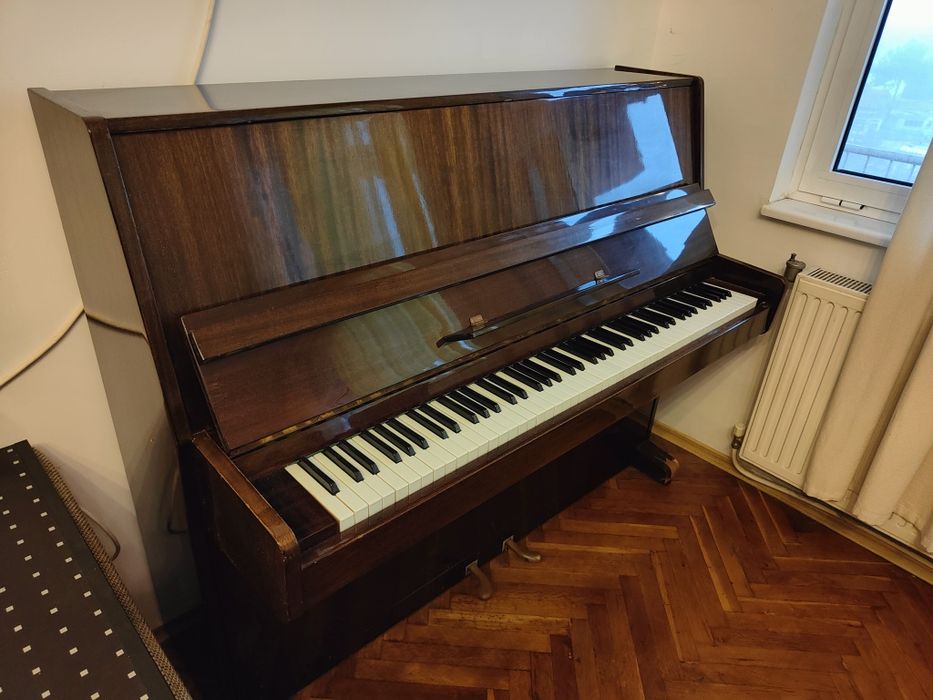 Класическо пиано