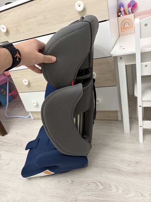 Детско столче за автомобил