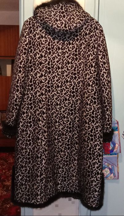 Зимнее женское пальто