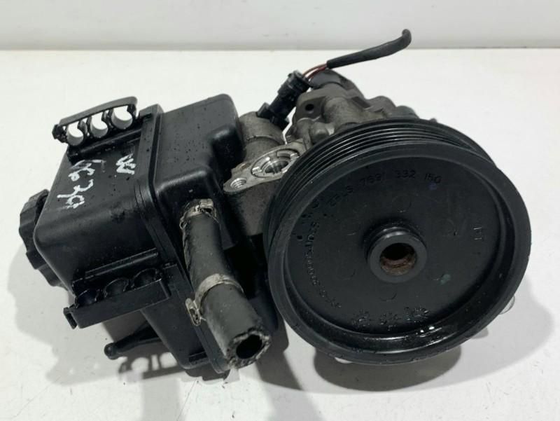 Pompa servodirectie Mercedes E-Class W212 2.2 cdi A0064661501