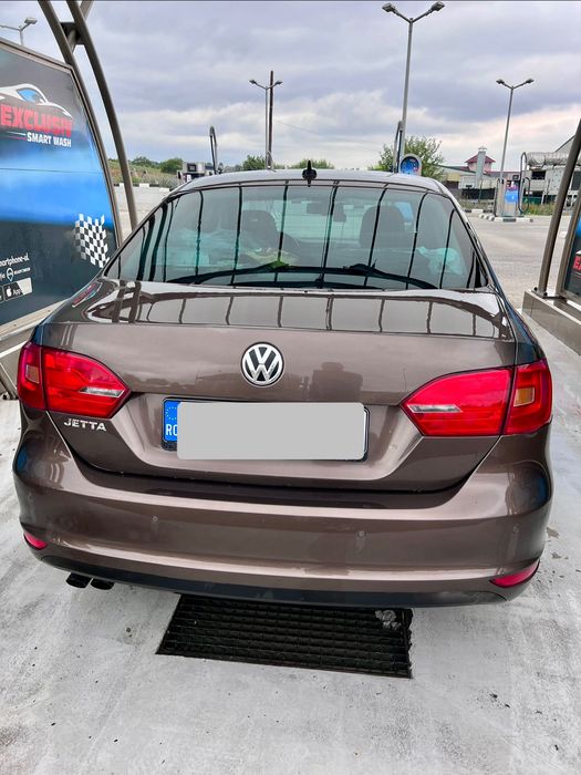 VOLKSWAGEN Jetta 2011 — imagine 2
