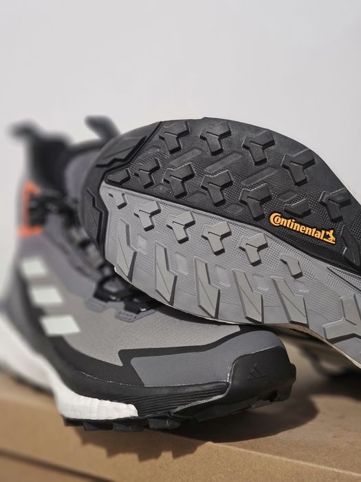 Ghete bocanci Terrex dama și barbati, talpa boost + continental