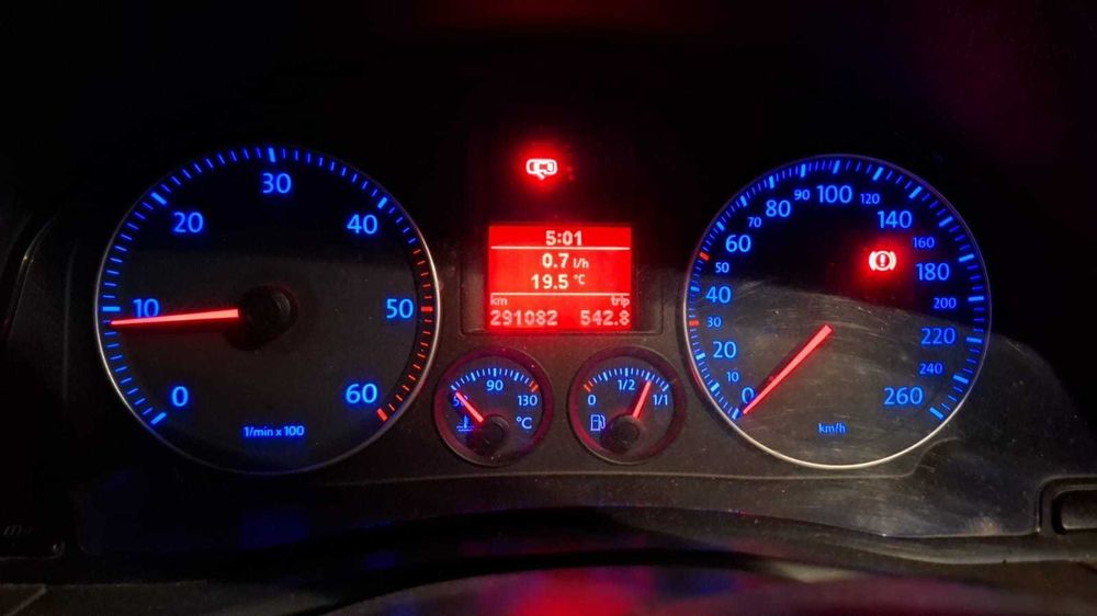 VOLKSWAGEN Golf 2004 — imagine 3