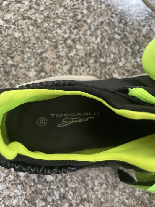 Дамски ефектни обувки Toscablu