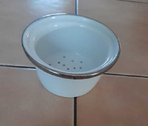 Strecuratoare  din portelan pentru ceai