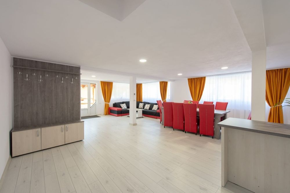 Casă de vacanță la Holbav/ 6 persoane/ 700 lei/  Brașov.