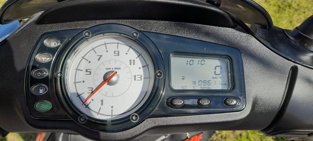 Scuter piaggio nrg 50cc ,înmatriculat ro