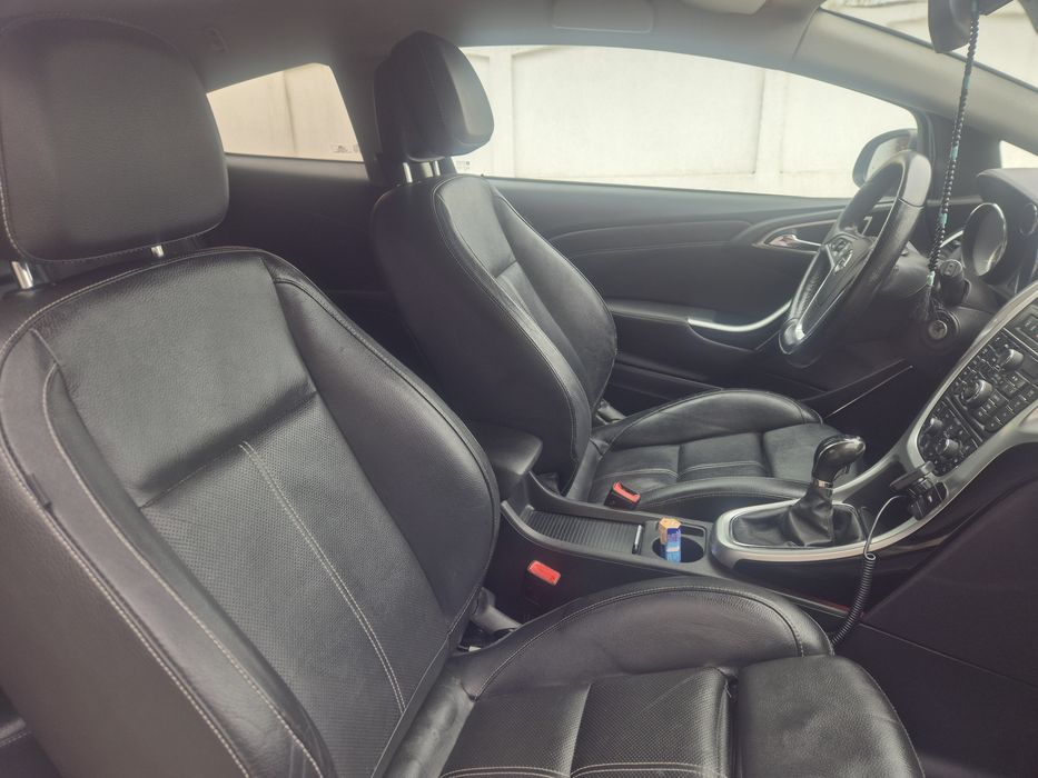 Vand opel astra gtc