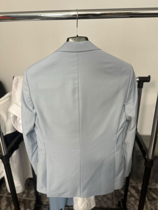 Costum elegant bărbătesc, firma Men, complet + accesorii, NOU etichetă