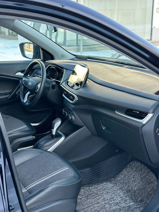 TRACKER 2 Avtomat Full 2022Yil Avto Kredit BANK orqali Oz nomingizga