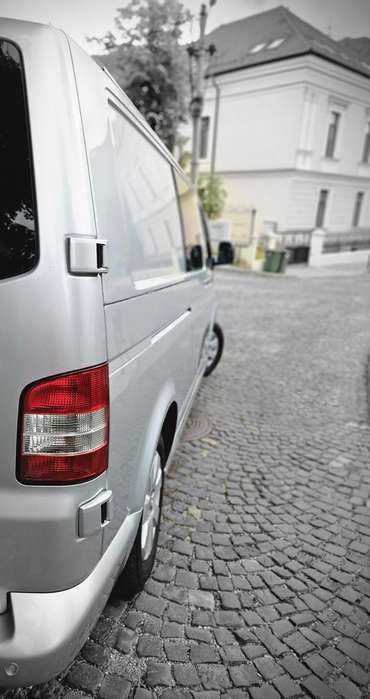 VOLKSWAGEN Transporter 2009 — imagine 3