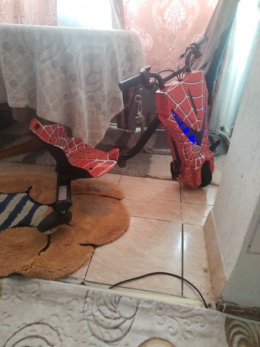 Vând tricicleta electrica