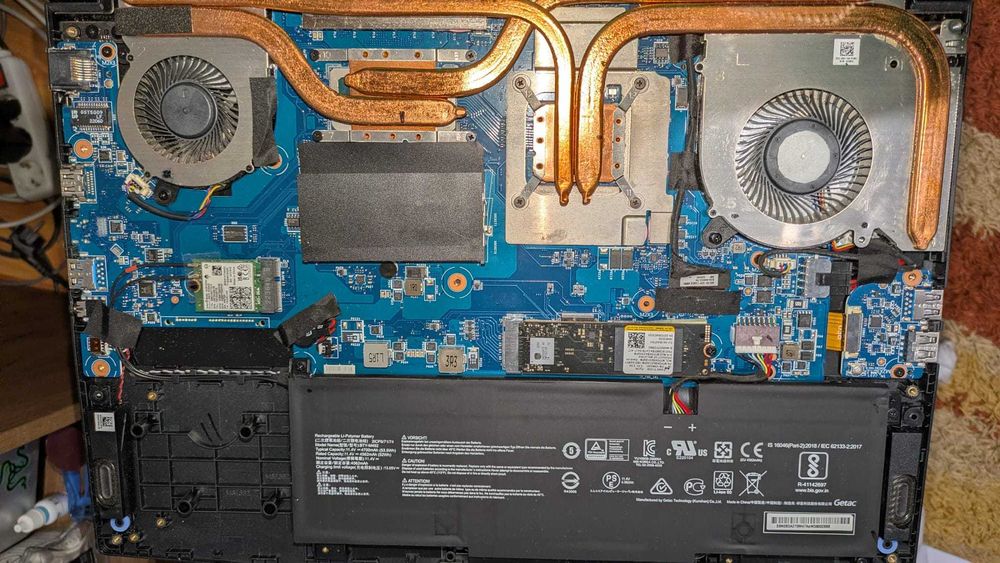 Laptop Gaming MSI Katana GF66 12UC-812XRO – Stare excelenta