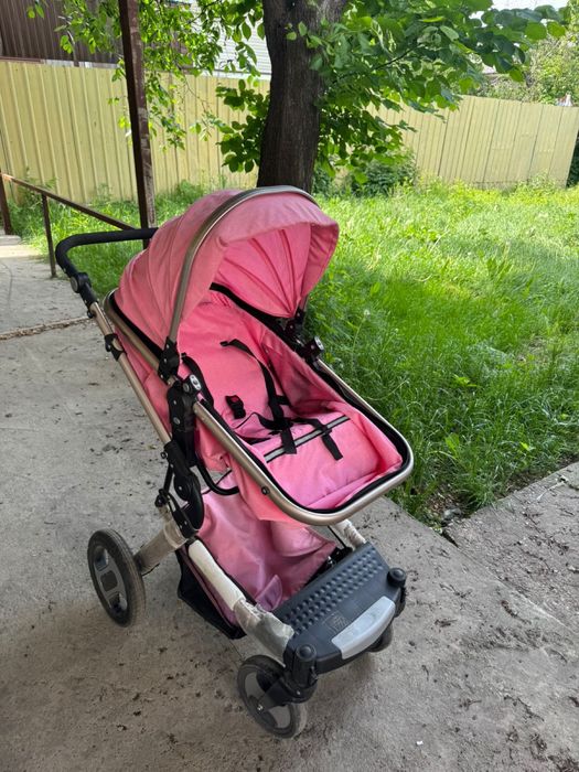 Продам детские коляски на весну-лето .
