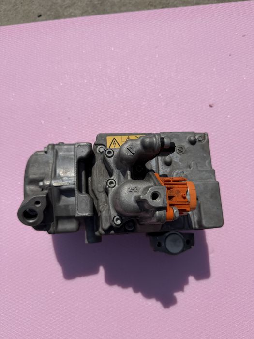 926000134R 042200-1540 04C00321 Denso Compresor De Aer Condiționat Nissan Leaf /Renault Fluence Zoe