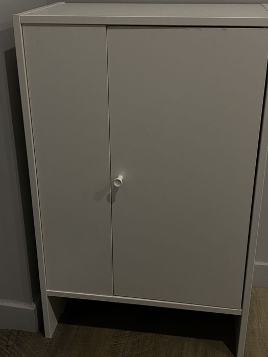 продается шкафчик икея