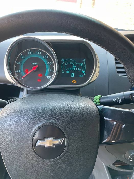 Спарк сотилади..