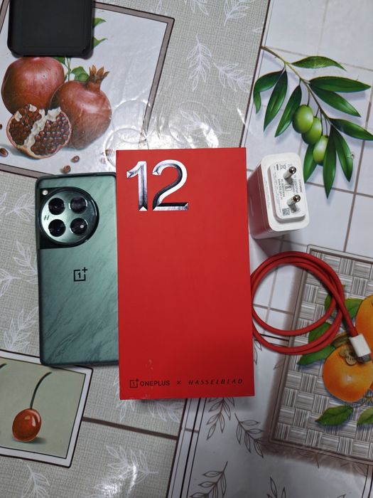 OnePlus 12 12/256GB