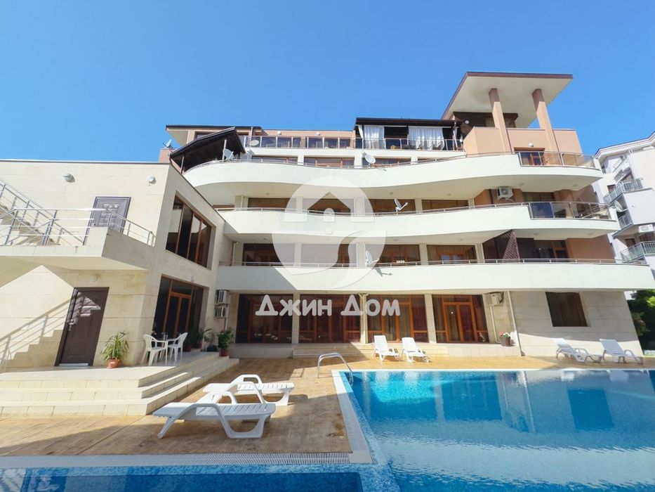 Тристаен апартамент в к-с „Идън“, к.к. Слънчев бряг