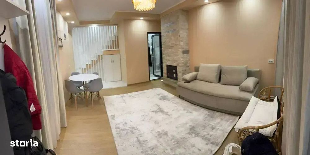 Casă Curte De Inchiriat Curte 150 Mp + Foișor Vitan Mall