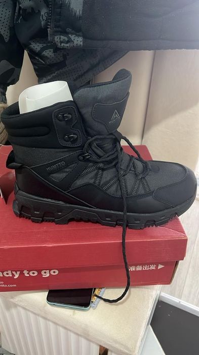 Продам зимний ботинка