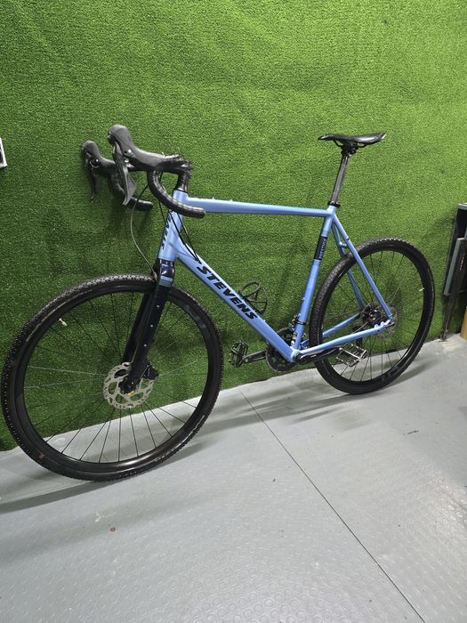 Шосеен,гравел,трекинг ,карбонов canyon, specialized, Stevens, giant