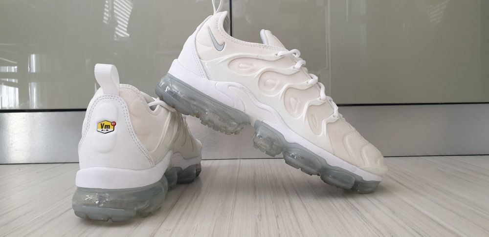Nike Vapormax Plus  UK 8.5 / 43/27.5 см ОРИГИНАЛ! Мъжки Маратонки!