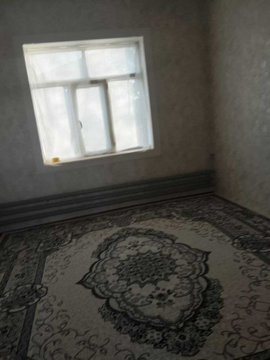 Toshken viloyat Chinoiz tumanida uy sotiladi