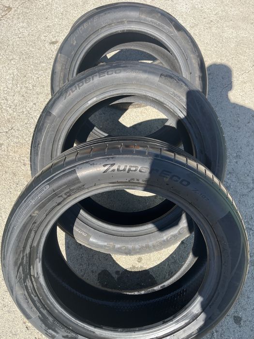Продам болоны 215/55R17