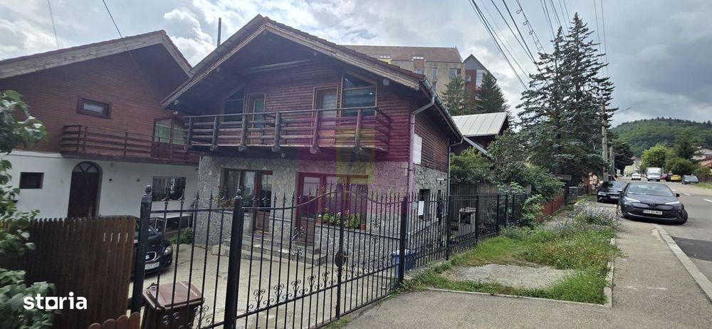 Cabana cu 4 camere de vanzare in Sinaia