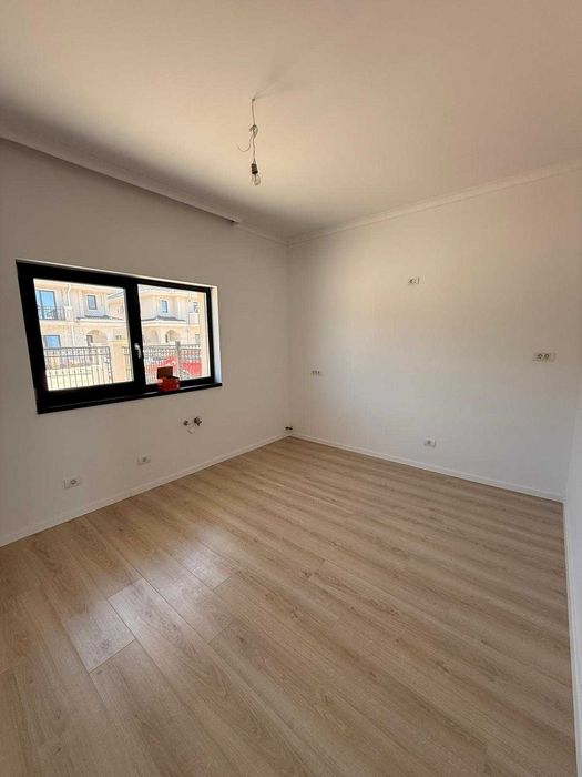 Parchet laminat, 8 mm, Cadenza (Raveli)