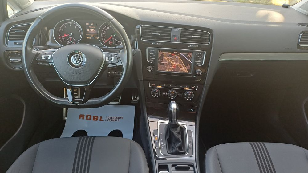 Vw Golf ALLSTAR DSG 1,2 Tsi 110Cp Euro 6 Navigație Senzori de parcare Încălzire în scaune