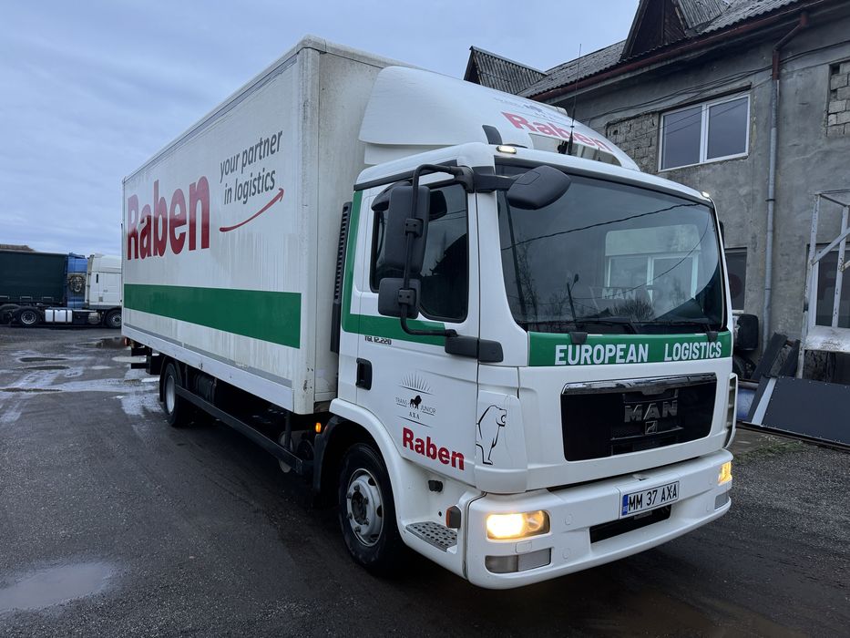 MAN TGL12.220 cu lift