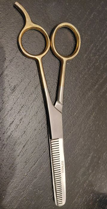 Филажна ножица за подстригване