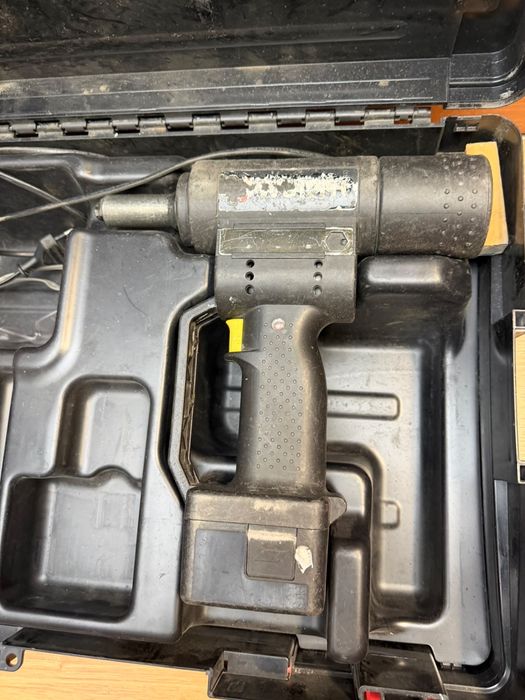Pistol popnituri Wurth ANG14