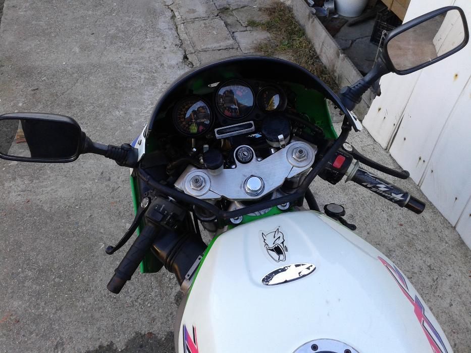 кавазаки зхр 750 само на части kawasaki zxr 750