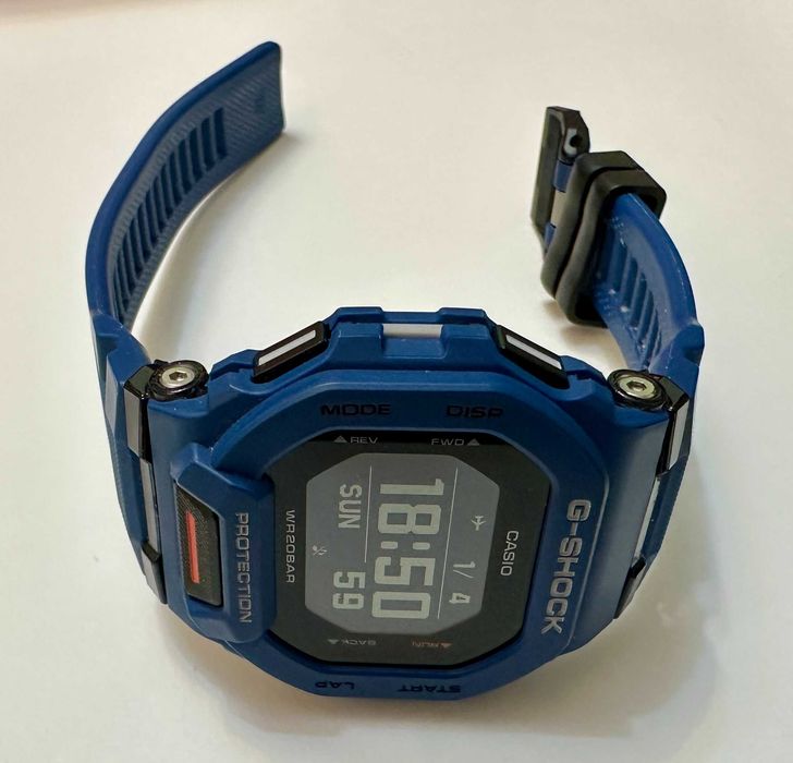 Vând ceas Casio G-Shock G-Squad GBD-200-2ER în stare excelentă