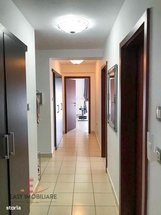 Apartament 2 camere, UMF, etaj 2, central, rezidential, parcare, Targu
