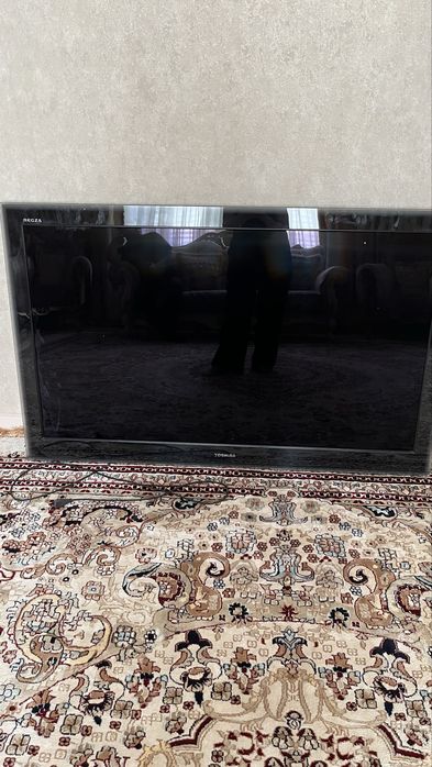 Телевизор Тошиба, большая диагональ